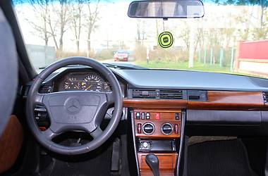 Универсал Mercedes-Benz E-Class 1987 в Львове