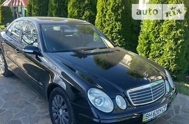 Седан Mercedes-Benz E-Class 2005 в 