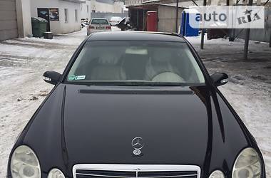 Седан Mercedes-Benz E-Class 2002 в Звягеле