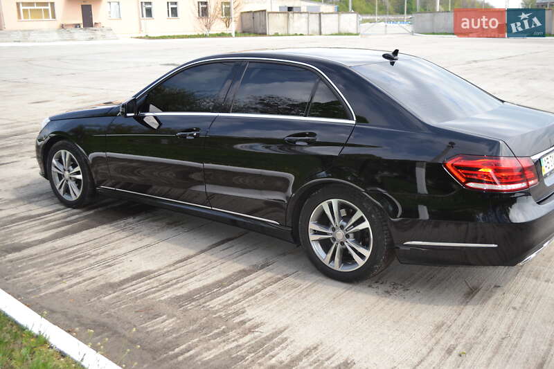 Седан Mercedes-Benz E-Class 2013 в Вінниці