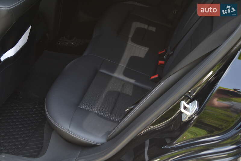 Седан Mercedes-Benz E-Class 2013 в Вінниці