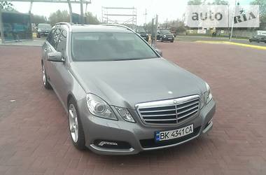 Универсал Mercedes-Benz E-Class 2010 в Ровно