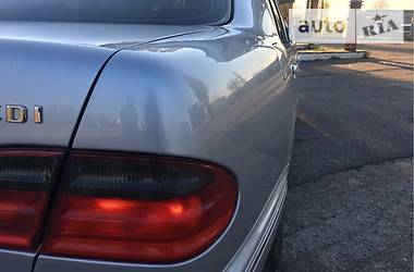 Седан Mercedes-Benz E-Class 2002 в 