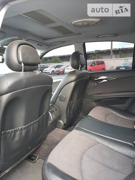 Седан Mercedes-Benz E-Class 2002 в Львові