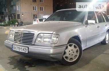 Універсал Mercedes-Benz E-Class 1994 в 
