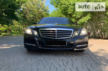 Седан Mercedes-Benz E-Class 2012 в Одессе