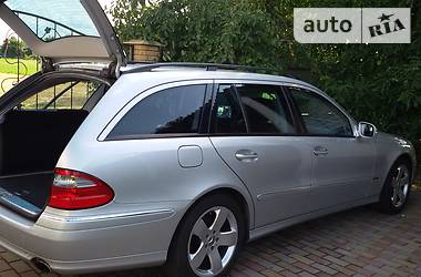 Універсал Mercedes-Benz E-Class 2006 в 