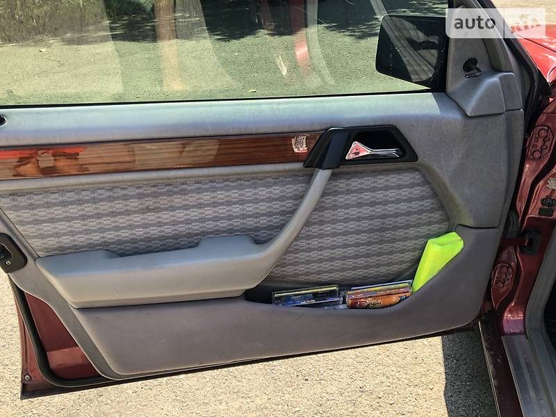 Седан Mercedes-Benz E-Class 1993 в Ужгороді фото 8 Седан Mercedes-Benz E-Class 1993 в Ужгороді