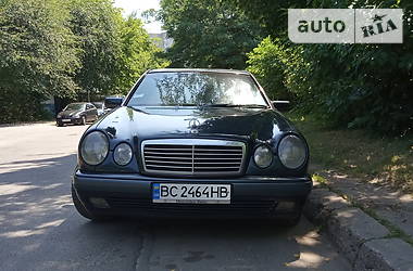 Седан Mercedes-Benz E-Class 1996 в Львове
