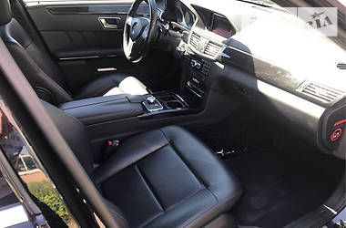 Седан Mercedes-Benz E-Class 2012 в 