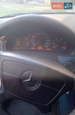 Седан Mercedes-Benz E-Class 1998 в 