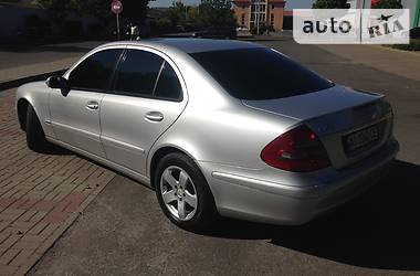 Седан Mercedes-Benz E-Class 2003 в Ужгороде