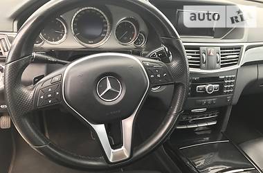 Седан Mercedes-Benz E-Class 2012 в Киеве