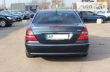 Седан Mercedes-Benz E-Class 2003 в Запоріжжі