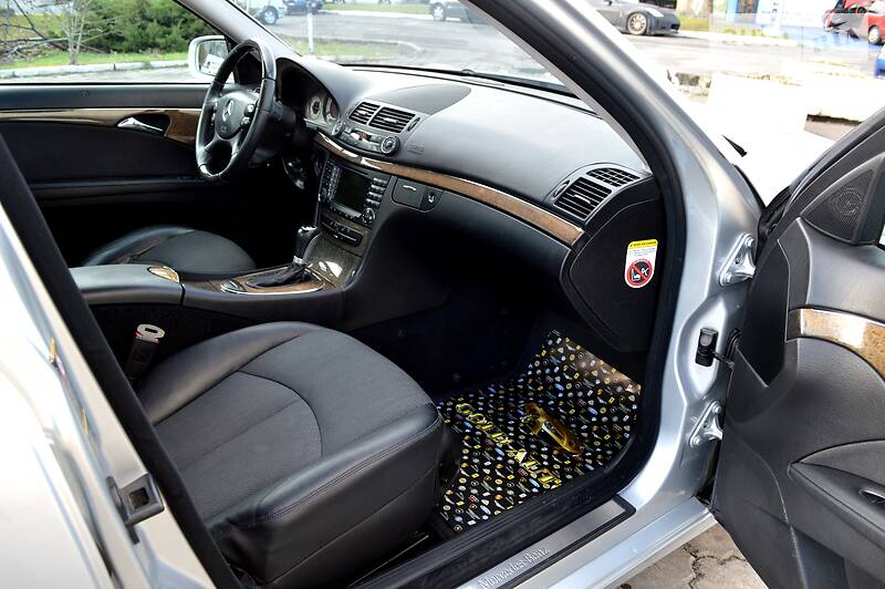 Седан Mercedes-Benz E-Class 2008 в Одесі