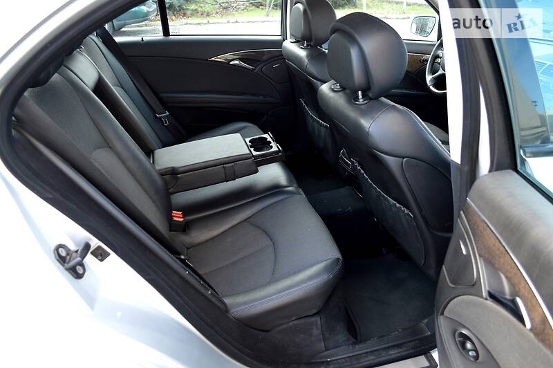 Седан Mercedes-Benz E-Class 2008 в Одесі