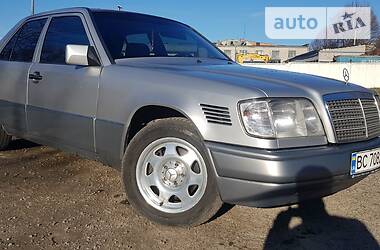 Седан Mercedes-Benz E-Class 1994 в 
