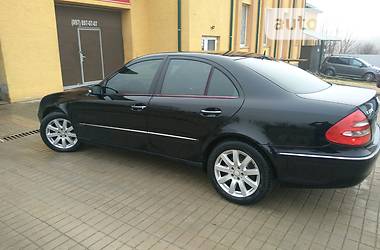 Седан Mercedes-Benz E-Class 2004 в Тернополе