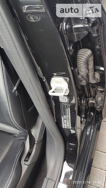 Седан Mercedes-Benz E-Class 2014 в Києві фото 12 Седан Mercedes-Benz E-Class 2014 в Києві