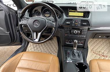 Кабріолет Mercedes-Benz E-Class 2012 в 