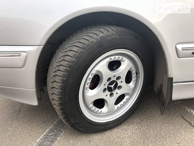 Універсал Mercedes-Benz E-Class 2001 в Житомирі