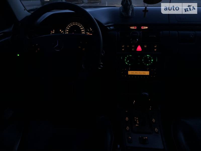 Універсал Mercedes-Benz E-Class 2001 в Житомирі