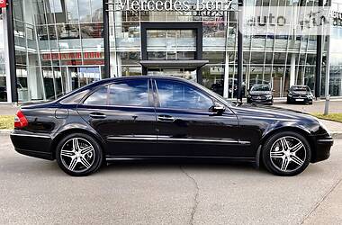 Седан Mercedes-Benz E-Class 2007 в 