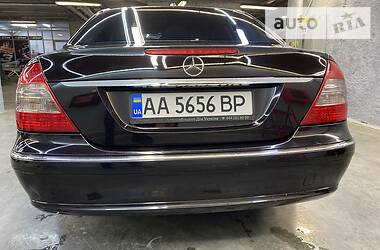 Седан Mercedes-Benz E-Class 2007 в 