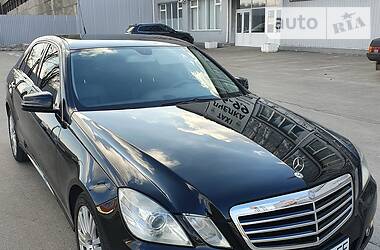 Седан Mercedes-Benz E-Class 2010 в Полтаве