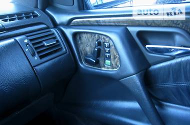Седан Mercedes-Benz E-Class 1998 в 