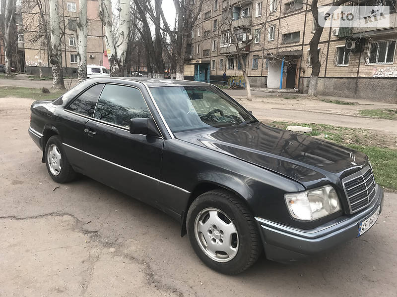 Купе Mercedes-Benz E-Class 1995 в Кривому Розі