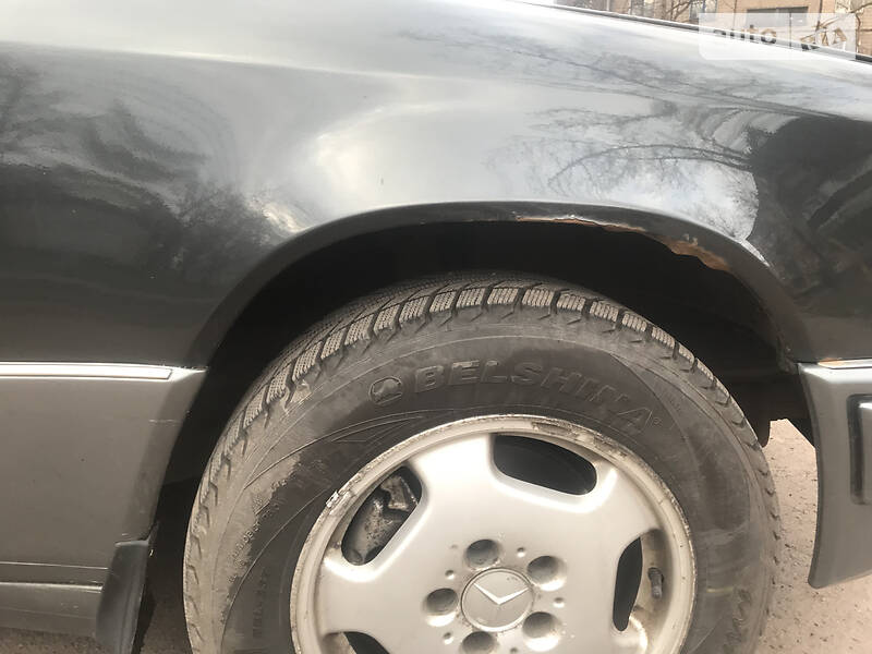 Купе Mercedes-Benz E-Class 1995 в Кривому Розі
