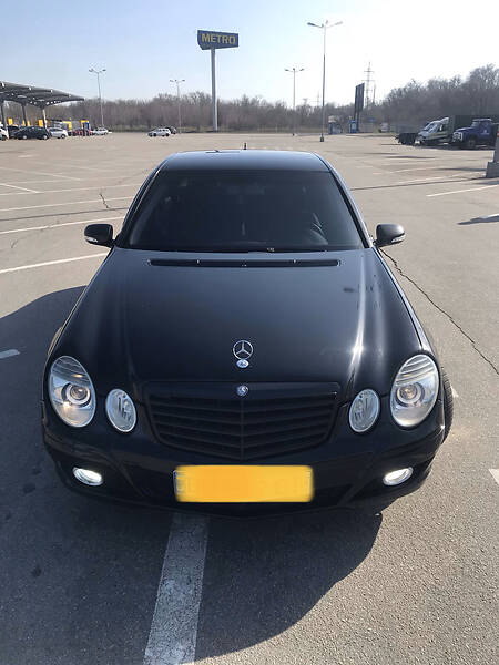 Седан Mercedes-Benz E-Class 2006 в Запоріжжі