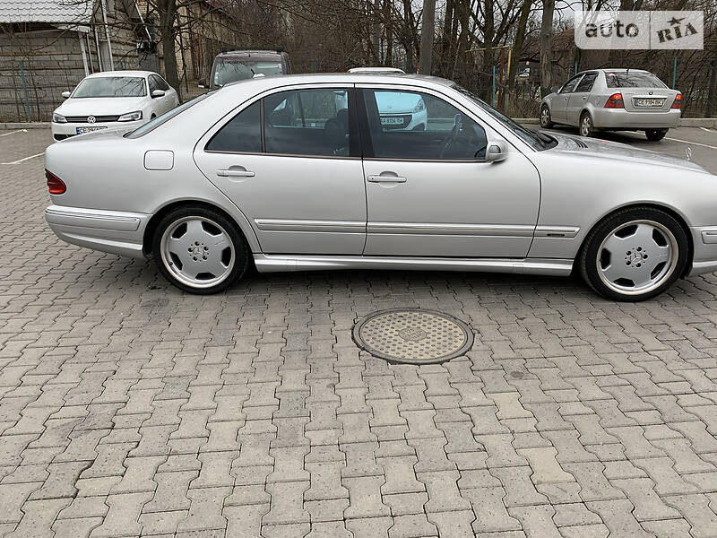 Седан Mercedes-Benz E-Class 2000 в Чернівцях