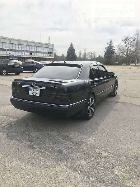 Седан Mercedes-Benz E-Class 1996 в Кропивницькому