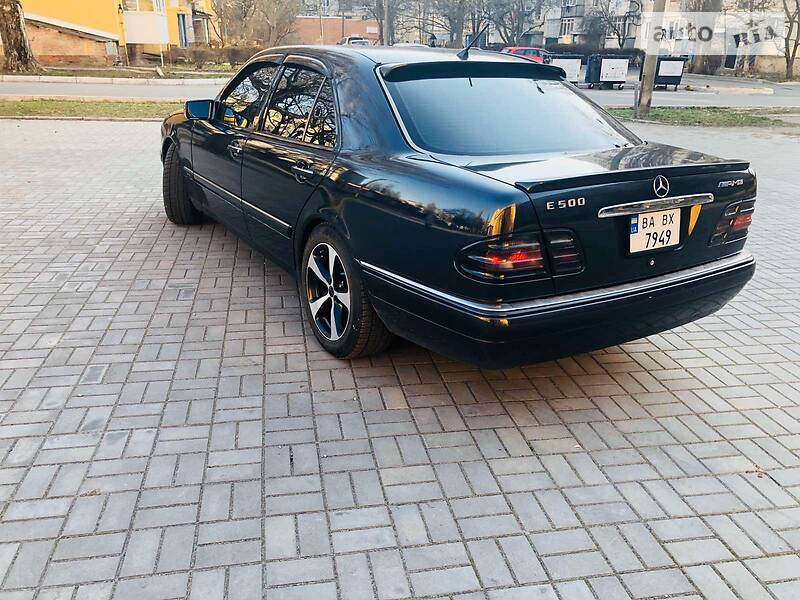 Седан Mercedes-Benz E-Class 1996 в Кропивницькому