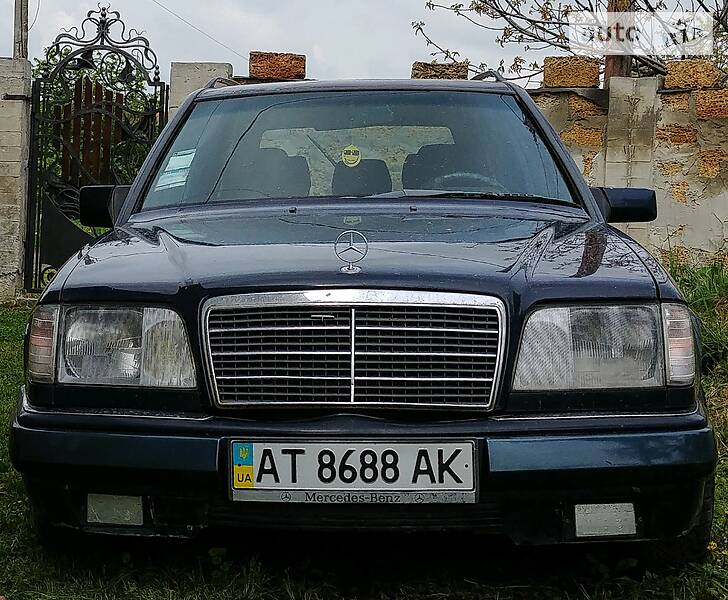 Універсал Mercedes-Benz E-Class 1990 в 