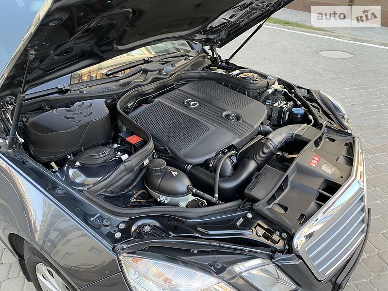 Універсал Mercedes-Benz E-Class 2011 в Івано-Франківську