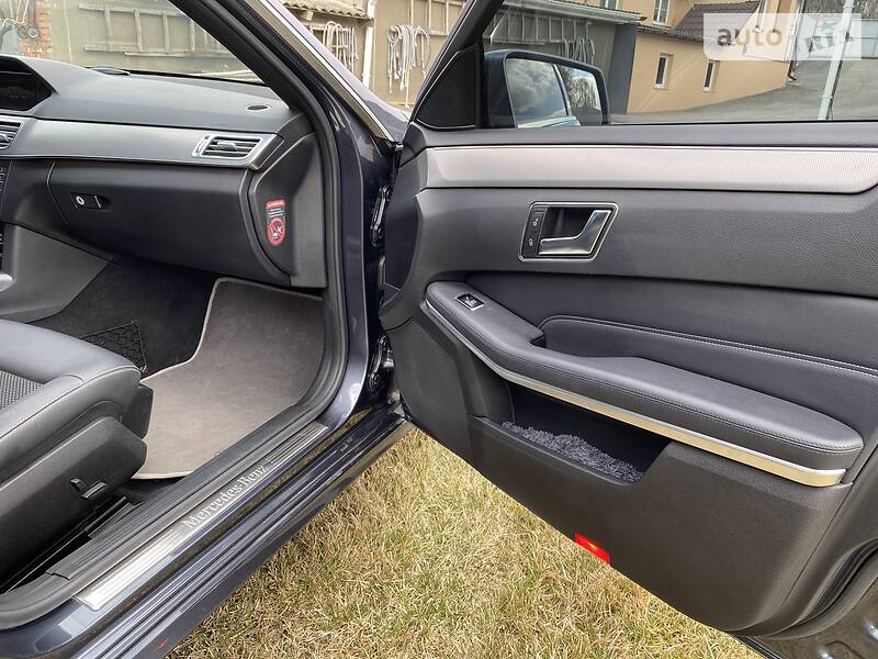Седан Mercedes-Benz E-Class 2015 в Хмельницькому фото 17 Седан Mercedes-Benz E-Class 2015 в Хмельницькому