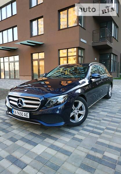 Универсал Mercedes-Benz E-Class 2016 в Киеве