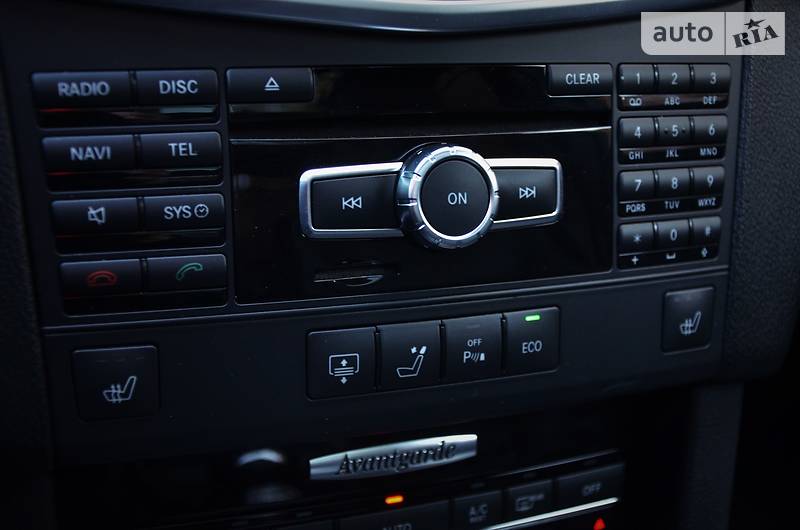 Седан Mercedes-Benz E-Class 2012 в Києві