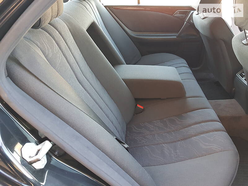 Седан Mercedes-Benz E-Class 1997 в Хмельницькому фото 57 Седан Mercedes-Benz E-Class 1997 в Хмельницькому