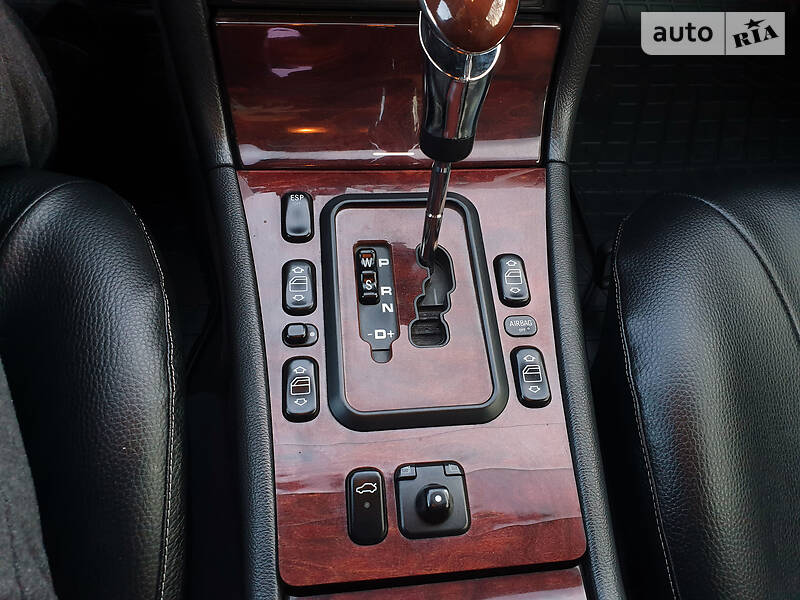 Седан Mercedes-Benz E-Class 2001 в Тернополі