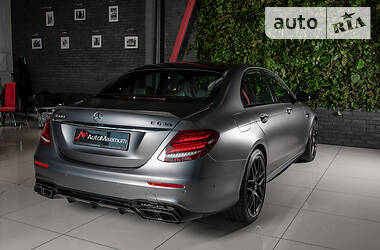 Седан Mercedes-Benz E-Class 2018 в 