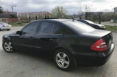 Седан Mercedes-Benz E-Class 2003 в 