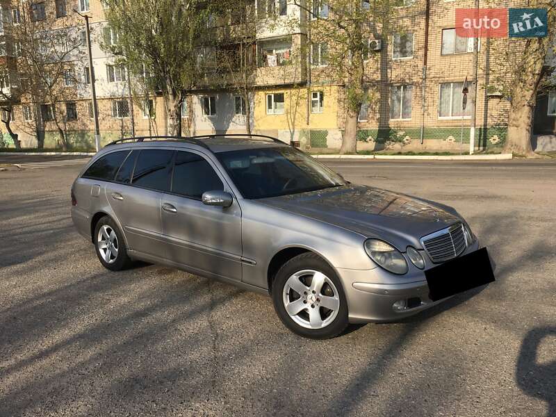 Універсал Mercedes-Benz E-Class 2004 в Києві