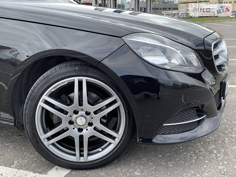 Седан Mercedes-Benz E-Class 2013 в Києві