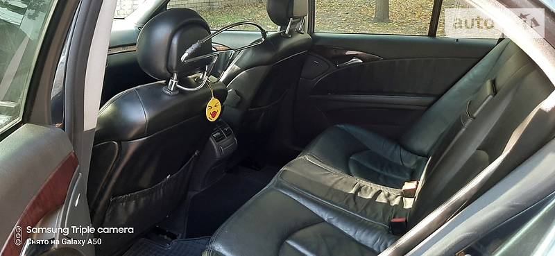 Седан Mercedes-Benz E-Class 2003 в Черкасах