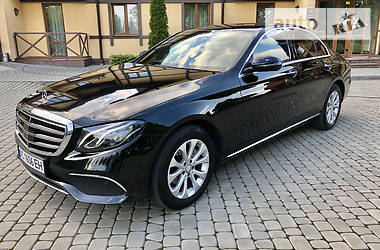 Седан Mercedes-Benz E-Class 2017 в 