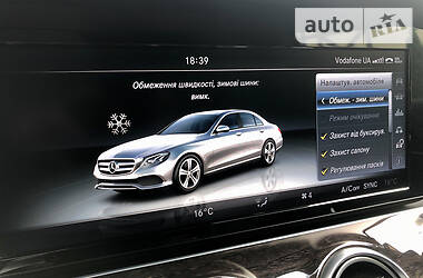 Седан Mercedes-Benz E-Class 2017 в 